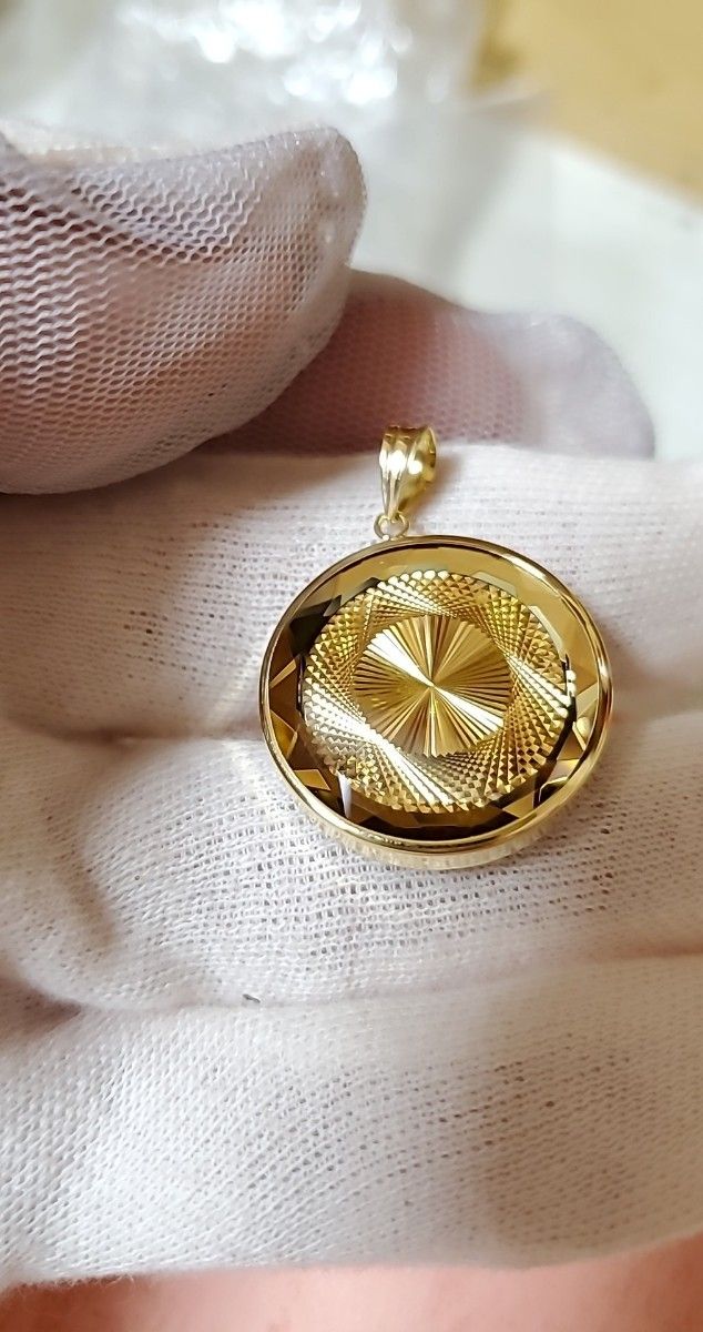 K18 イルジョン18金ペンダントトップ ガラス付｜Yahoo!フリマ（旧