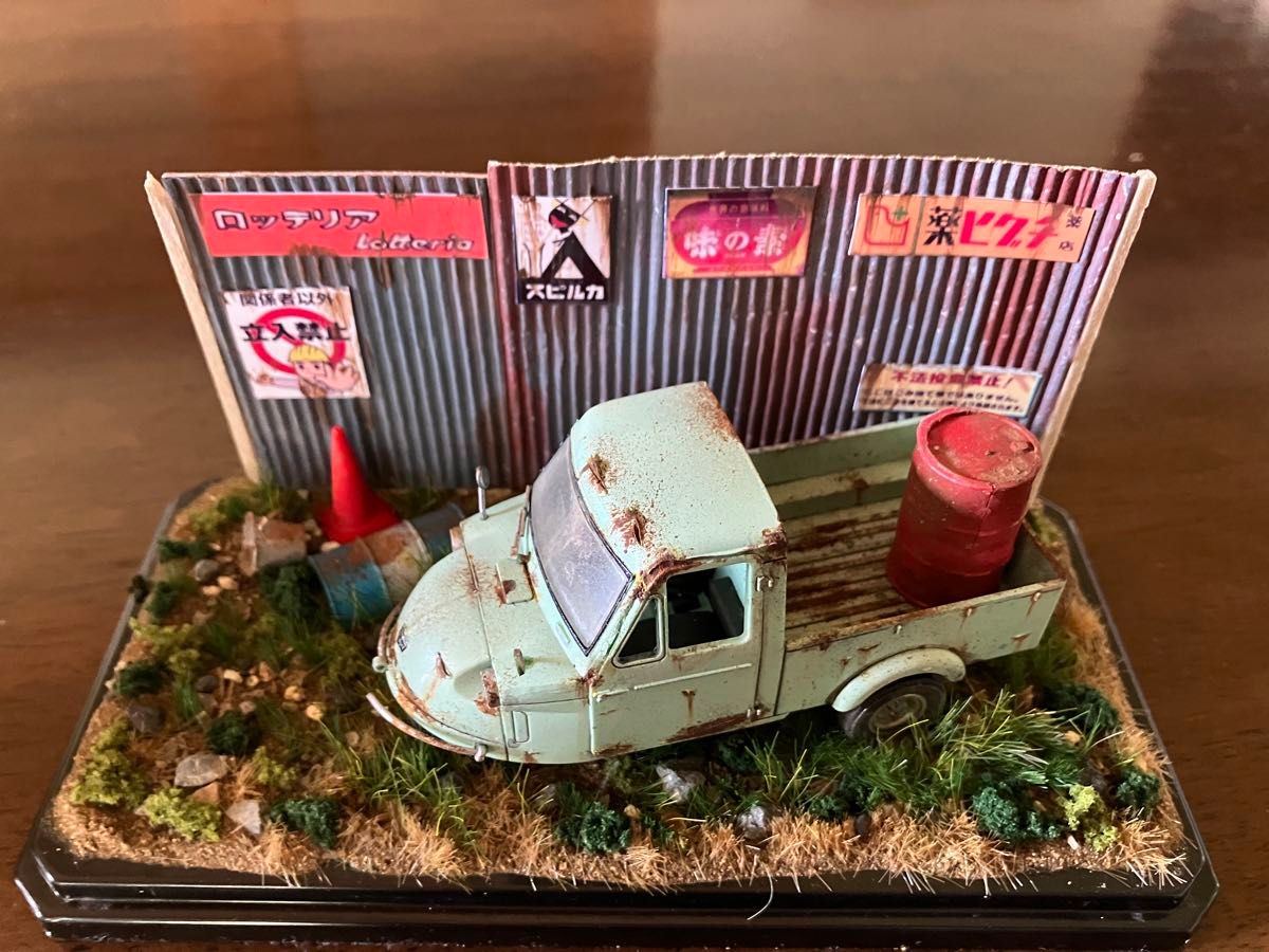 懐かしの昭和レトロな風景 1/32 ダイハツミゼット軽トラ ジオラマ 模型