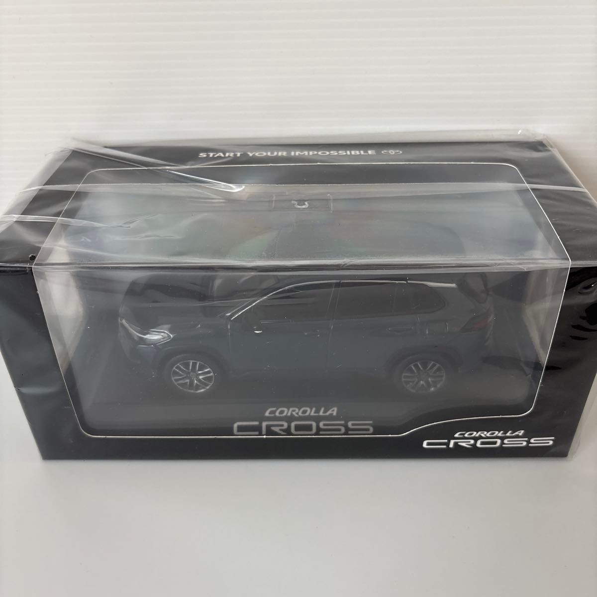 トヨタ 新型カローラクロス ミニカー カラーサンプル マッシブグレー
