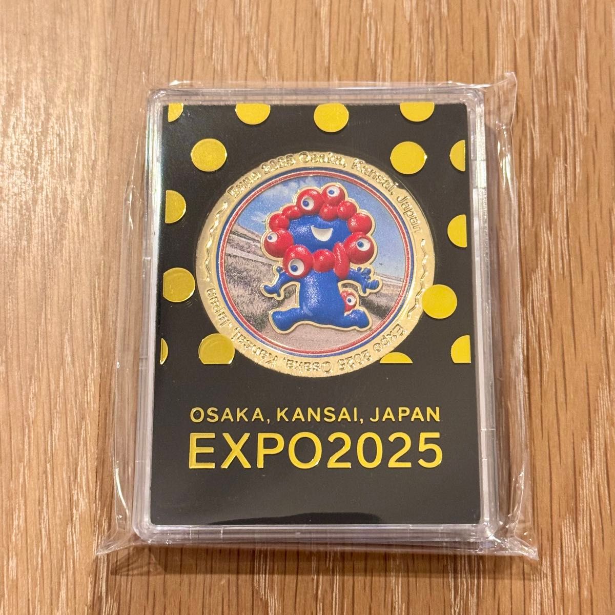 新品未開封 万博記念メダル ミャクミャクフルカラー3D立体メダル