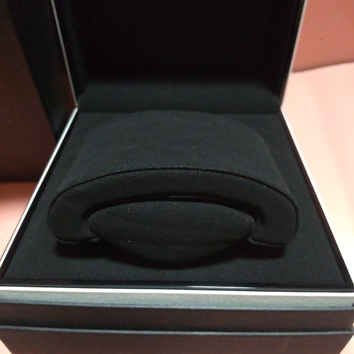 CHANEL 純正 シャネル 時計 箱 ウォッチ ケース ボックス 白 内箱 黒