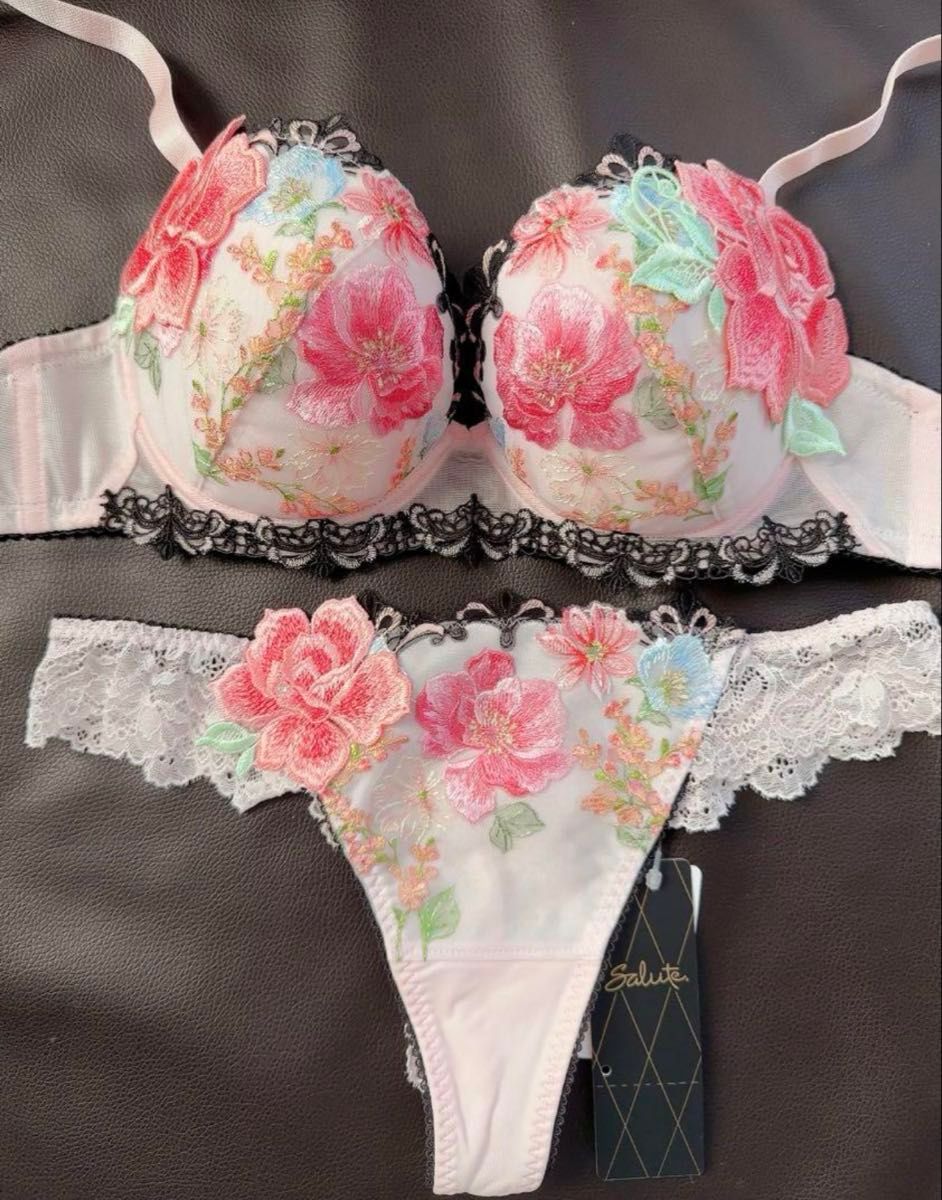 サルート93G ニューヨーク E70 ソングM RP ワコール｜Yahoo!フリマ（旧