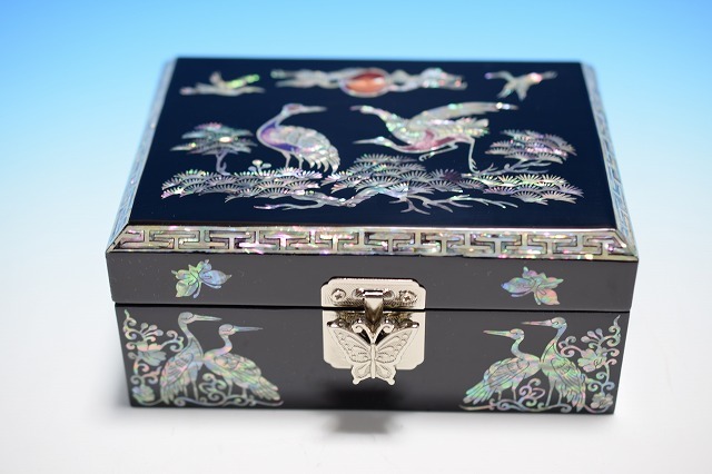 Yahoo!オークション - 韓国雑貨 高級螺鈿小物・宝石箱 漆・鶴 豪華