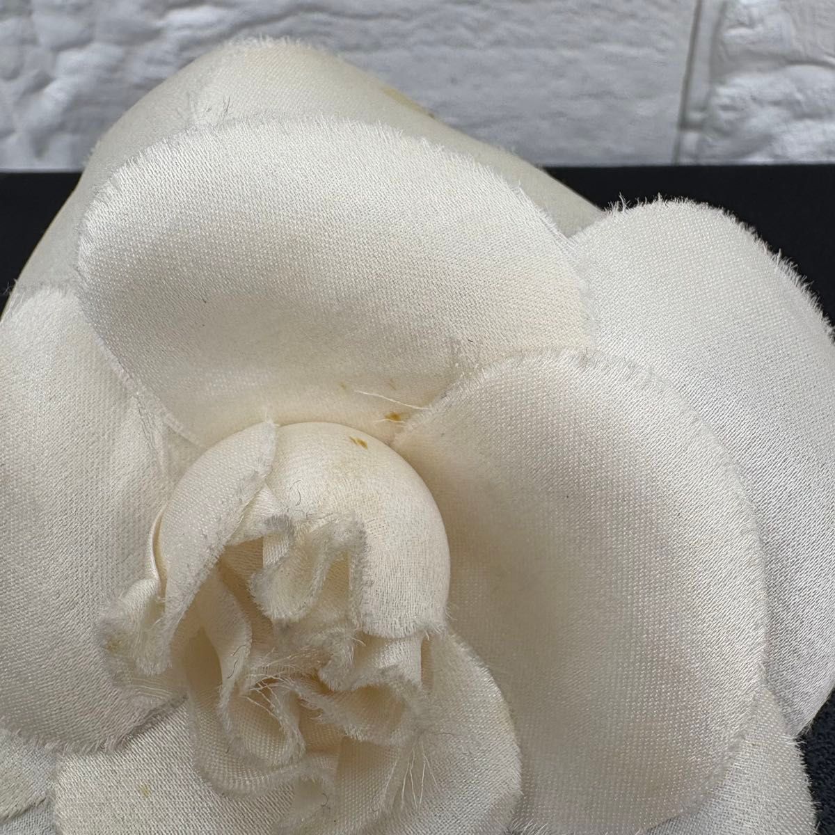 シャネル CHANEL ブローチ コサージュ カメリア フラワー 花 白