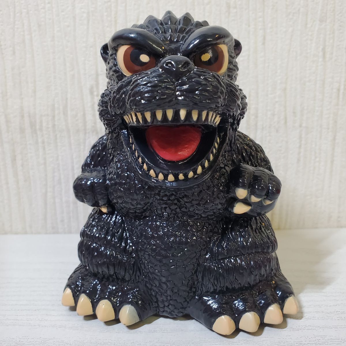 Yahoo!オークション - ち939【送60】ゴジラ GODZILLA 貯金箱 1995年