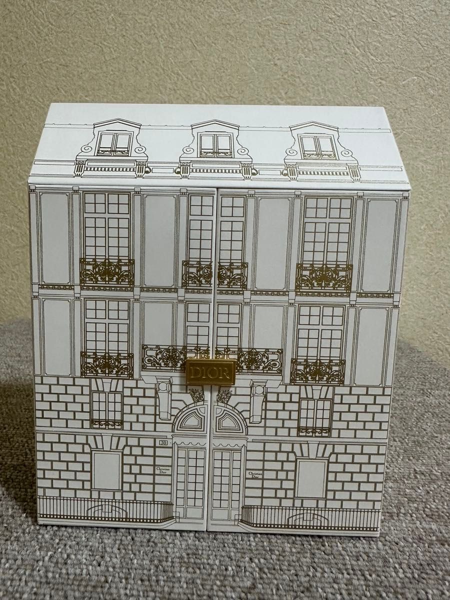 新品未使用】ディオールモンテーニュコフレ｜Yahoo!フリマ（旧PayPay