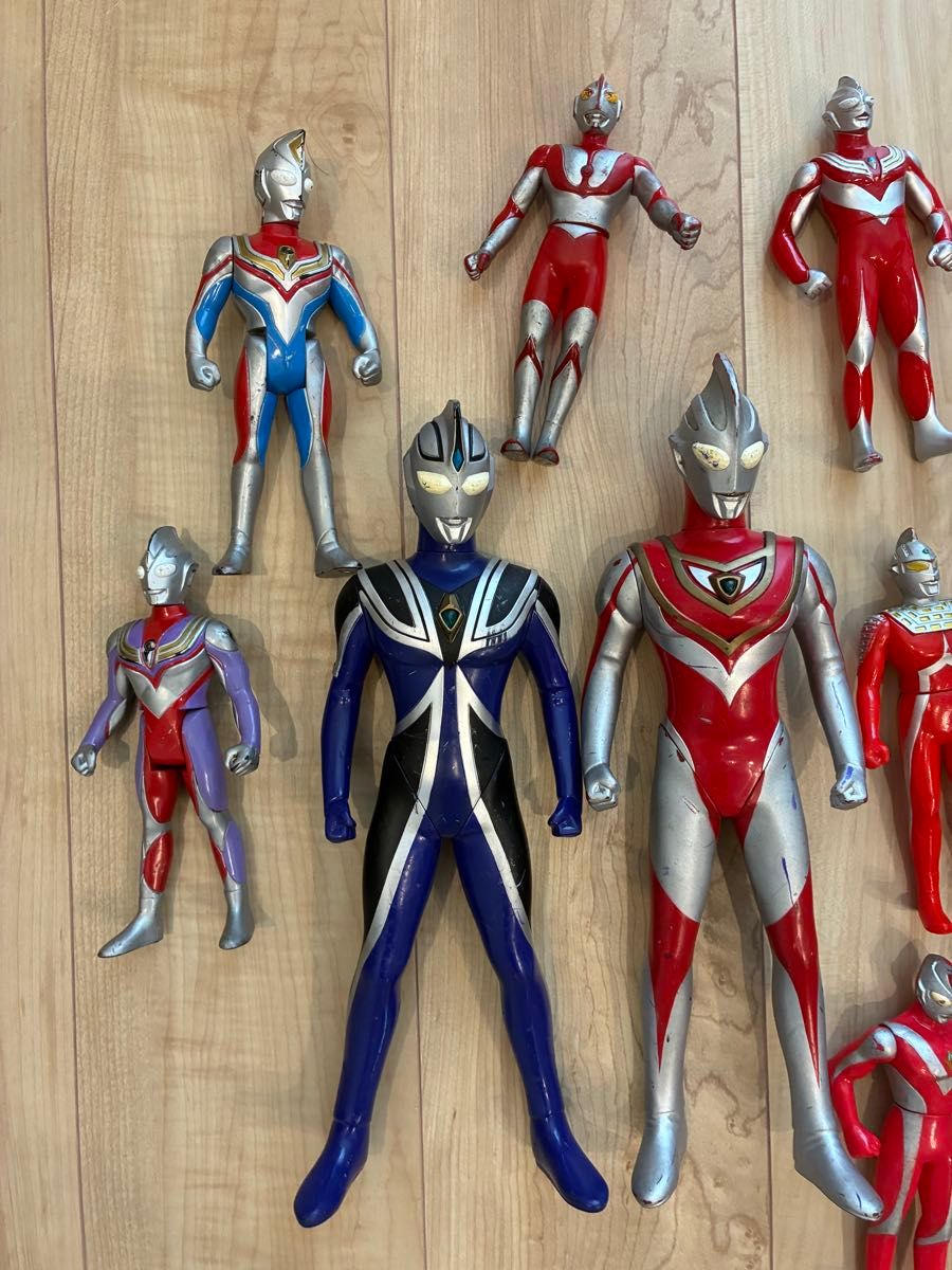 ウルトラマン ソフビ 当時物 フィギュア 25体｜Yahoo!フリマ（旧PayPay