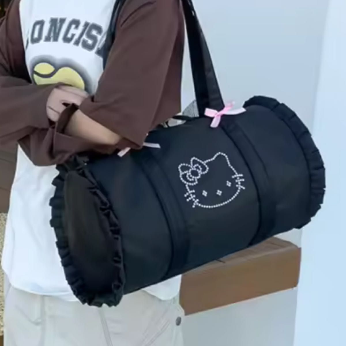 ハローキティ ボストンバッグ ブラック ラインストーン リボン