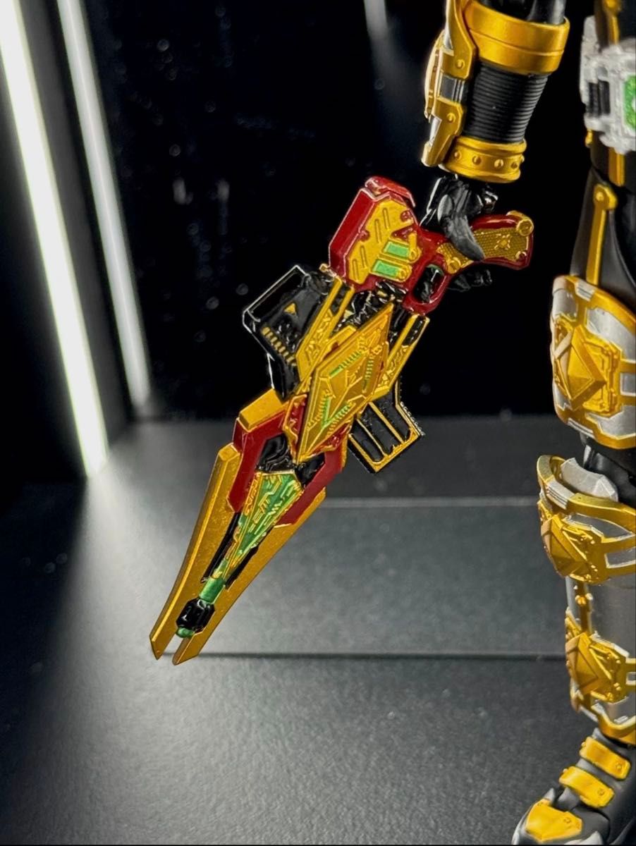 改造品S H Figuarts 真骨彫 仮面ライダーギャレンキングフォーム 発光