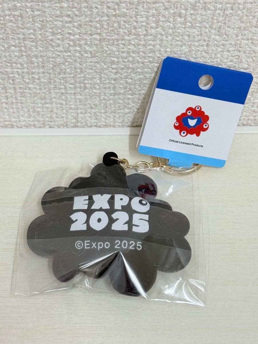 ミャクミャク ラインストーンマスコット ブラック 黒ミャクミャク