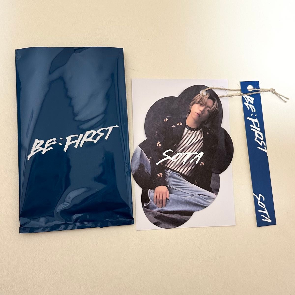 BE:FIRST 貴重BE:FIRST ワールドツアー パリ ステッカー PARIS