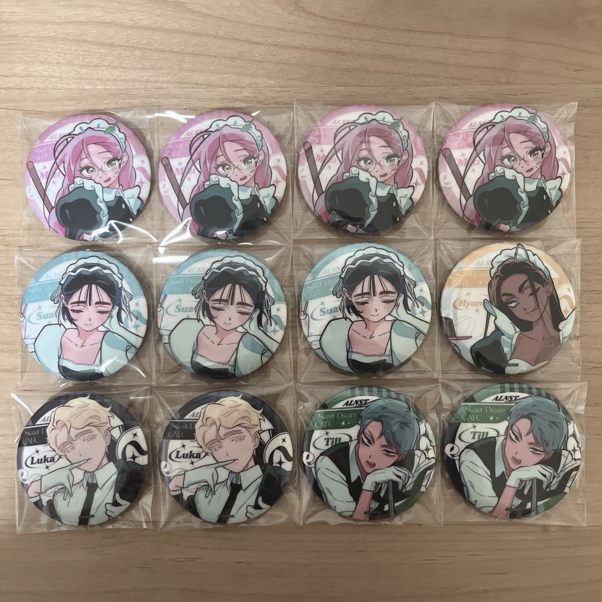 エイリアンステージ エイステ ALIENSTAGE コラボカフェ 缶バッジ