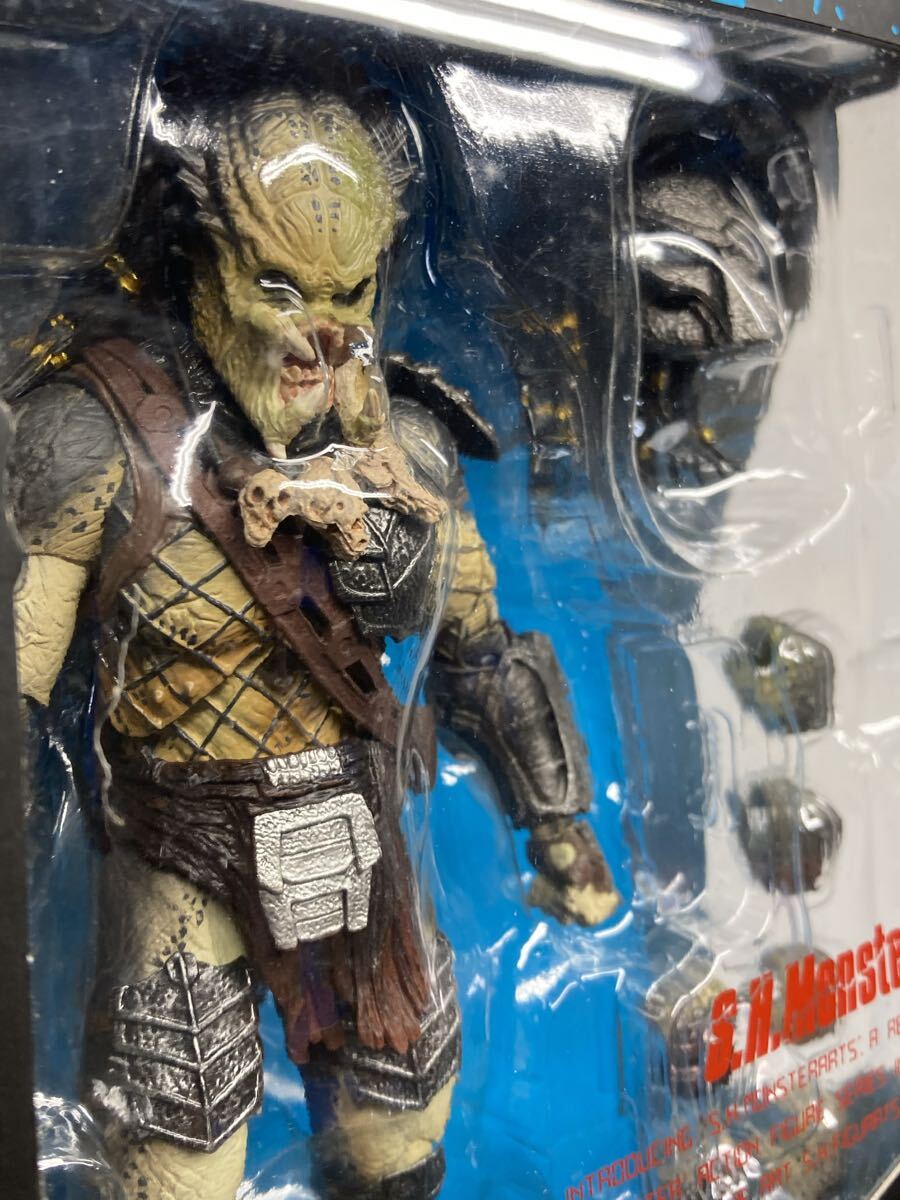 モンスターアーツ【 プレデターウルフ】S H MONSTERARTS 未開封