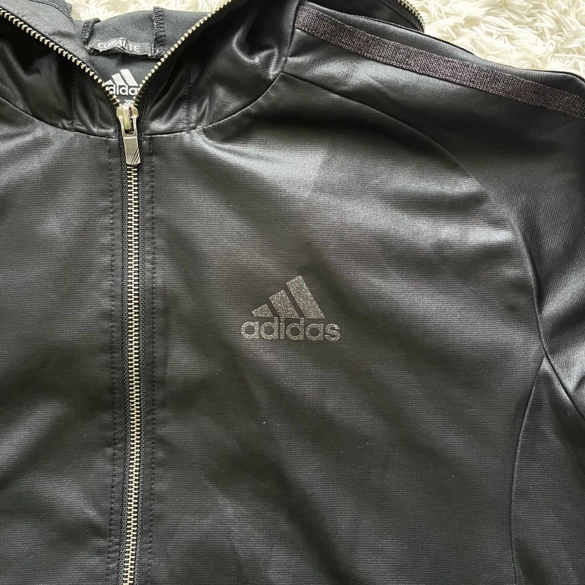 adidas アディダス トラックジャケット ジャージ セットアップ 黒 光沢