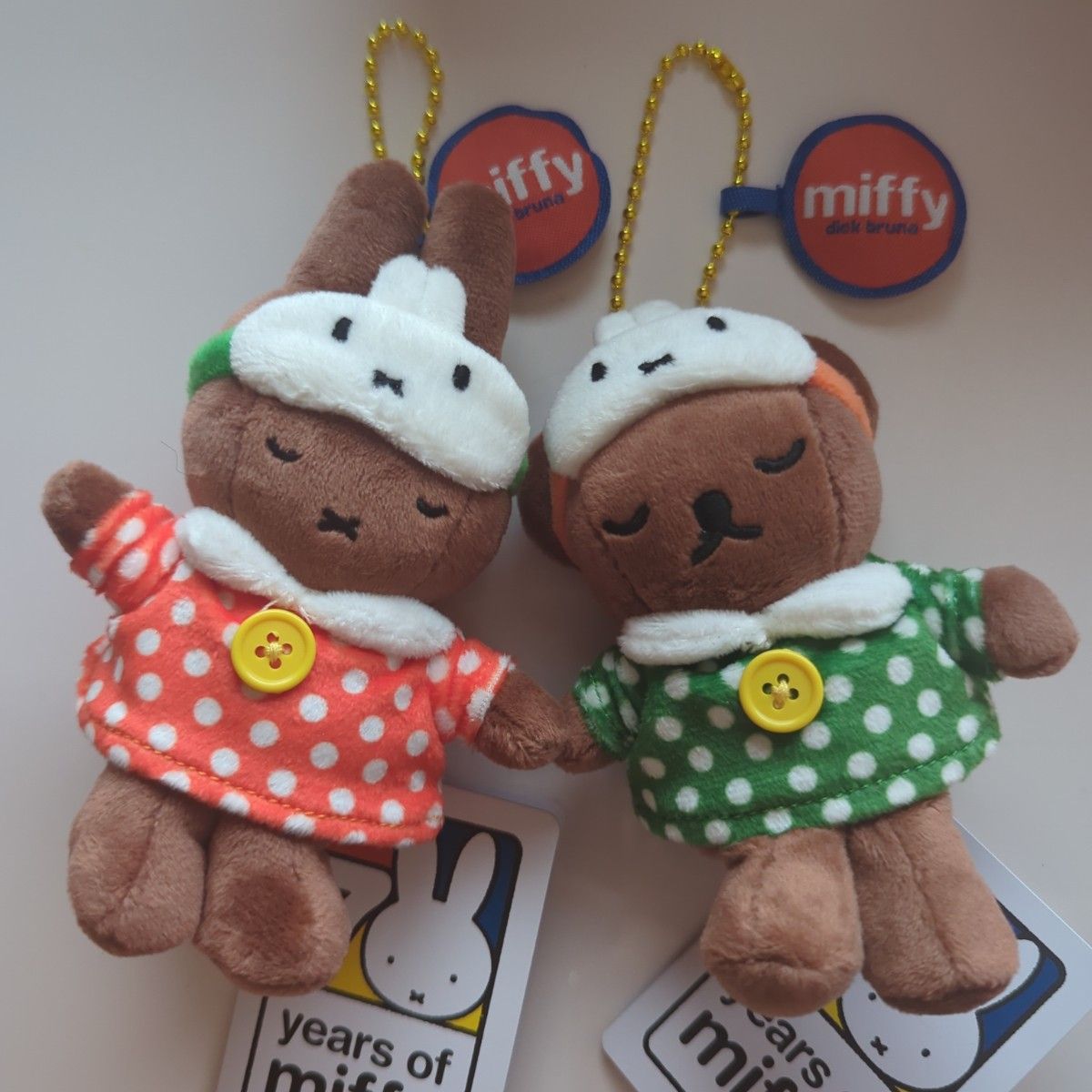 新品未使用 ミッフィー70th タイ限定 ぬいぐるみ パジャマ 2点セット