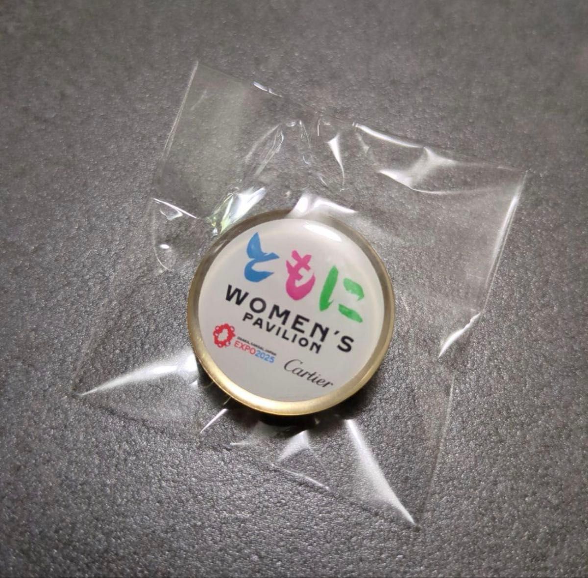 大阪関西万博 ウーマンズパビリオン Cartier カルティエ ピンバッジ