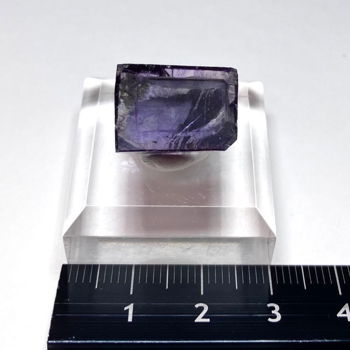 蛍石 透明 パープル フローライト 原石 鉱物 天然石 標本 鉱石 鉱物