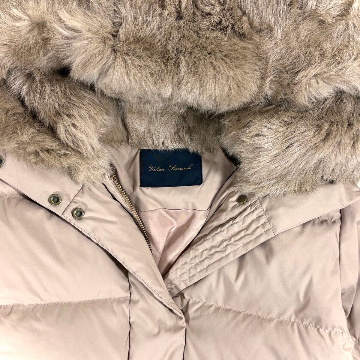 人気美品 アーバンリサーチ ラビットフードストレッチショートダウン