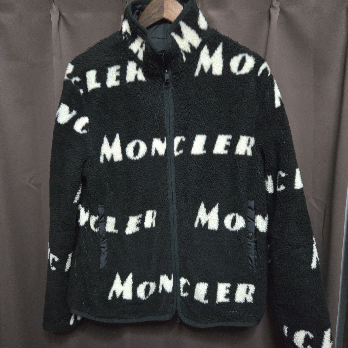 MONCLER MAGLIA CARDIGAN フリースジャケット 総柄 ボア ブルゾン