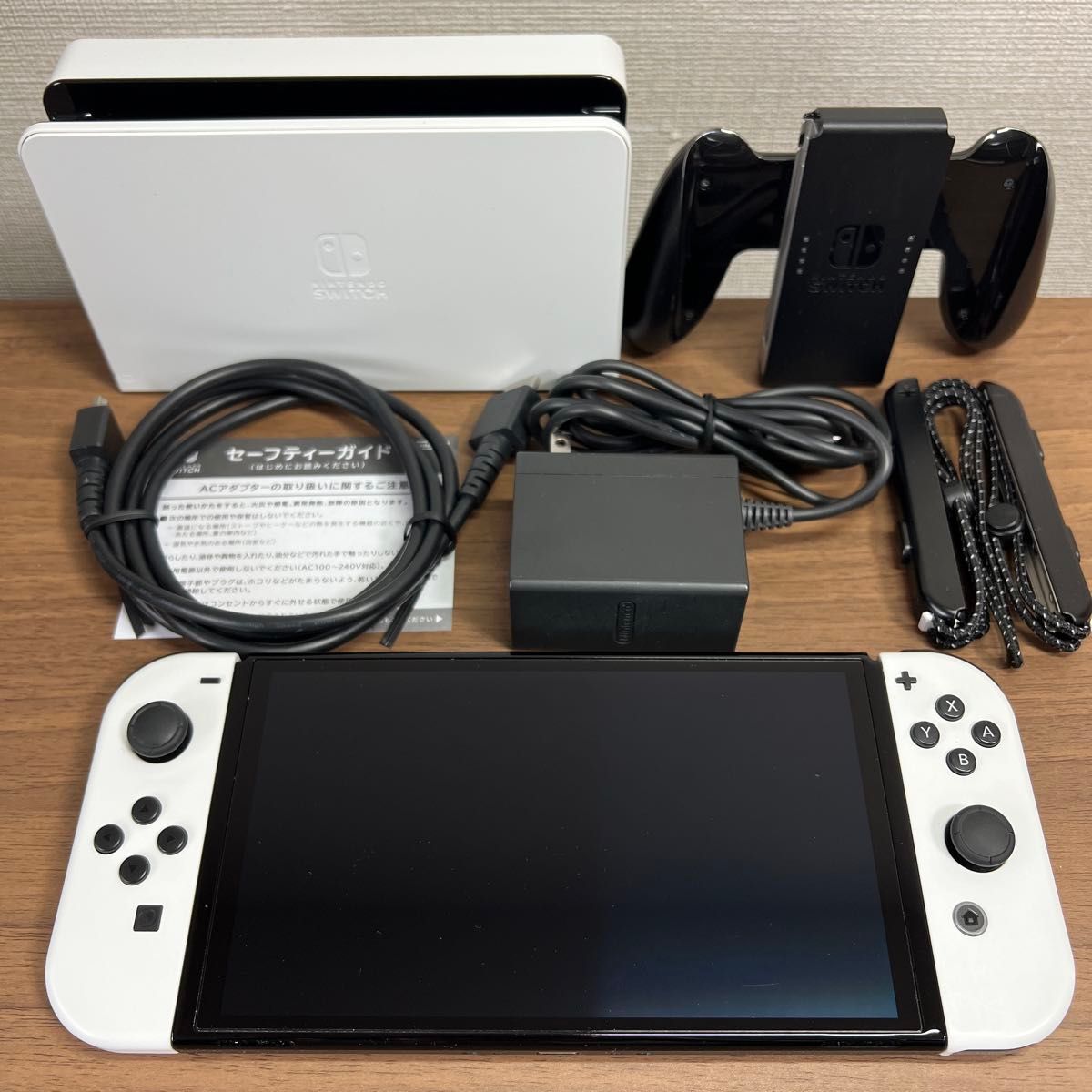 画面良好・本体傷少 Nintendo Switch 有機EL 本体 2022年製 付属品完品