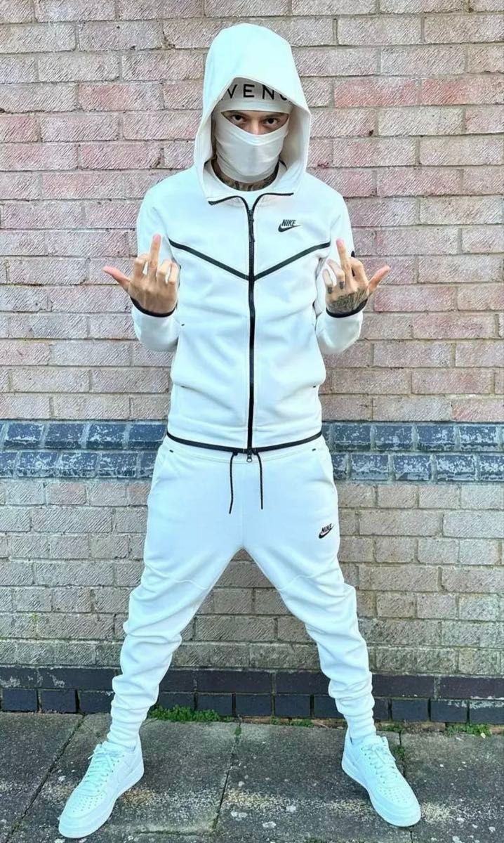 メンズS ホワイト テックフリース セットアップ NIKE 過去モデル 白