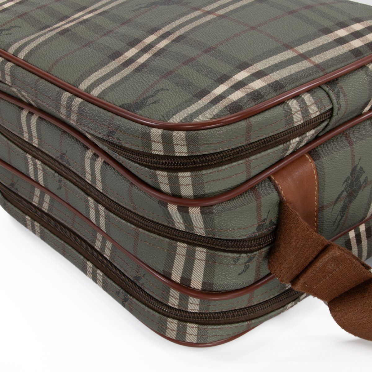 本物 バーバリー ショルダーバッグ メンズ レディース 緑 白 茶色 斜め