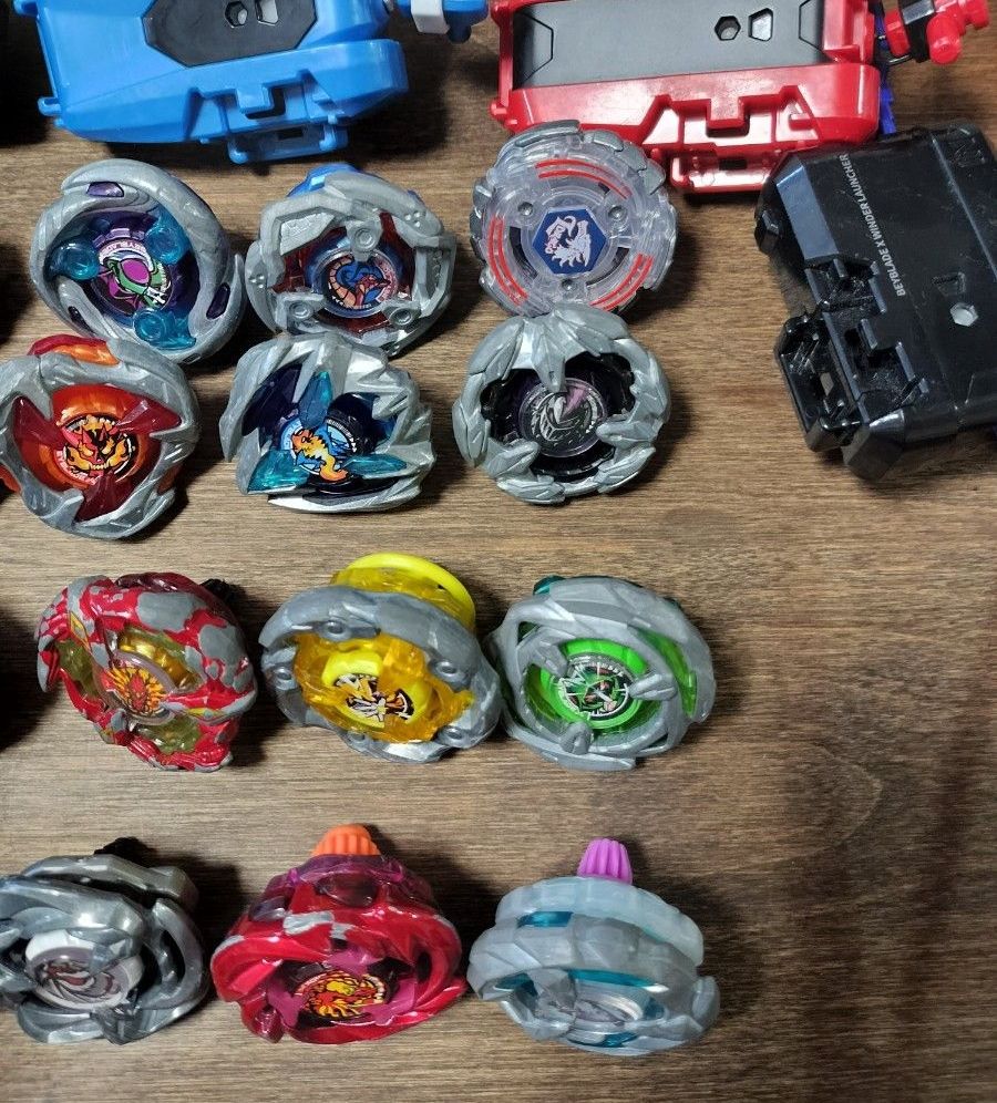ベイブレードX 引退品 まとめ売り｜Yahoo!フリマ（旧PayPayフリマ）
