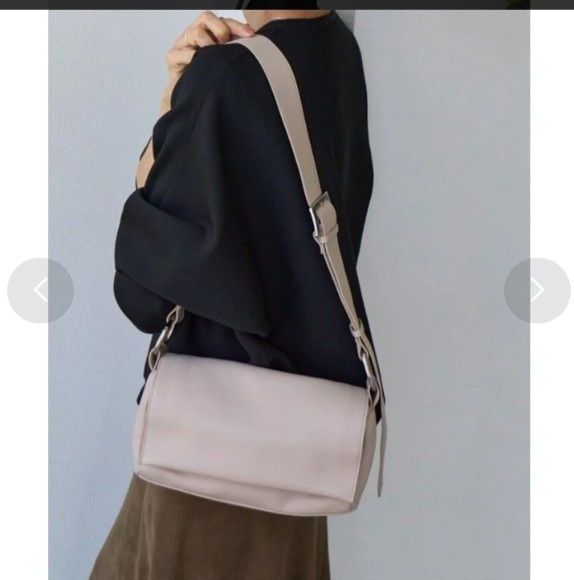 新品未使用BEARDSLEY (ビアズリー)レザーボディバッグ ベージュ｜Yahoo