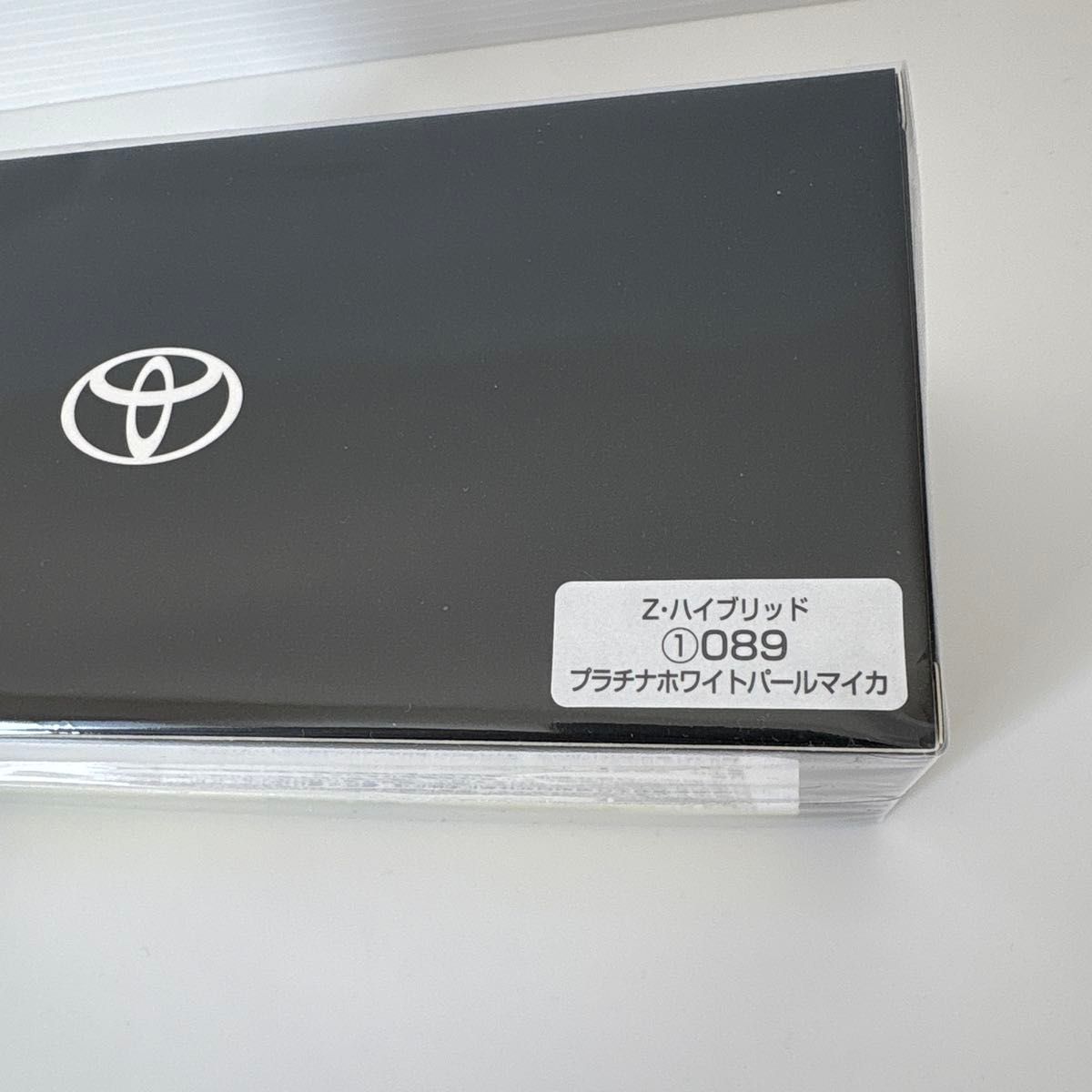 トヨタ 新型RAV4 ミニカー カラーサンプル プラチナホワイトパール