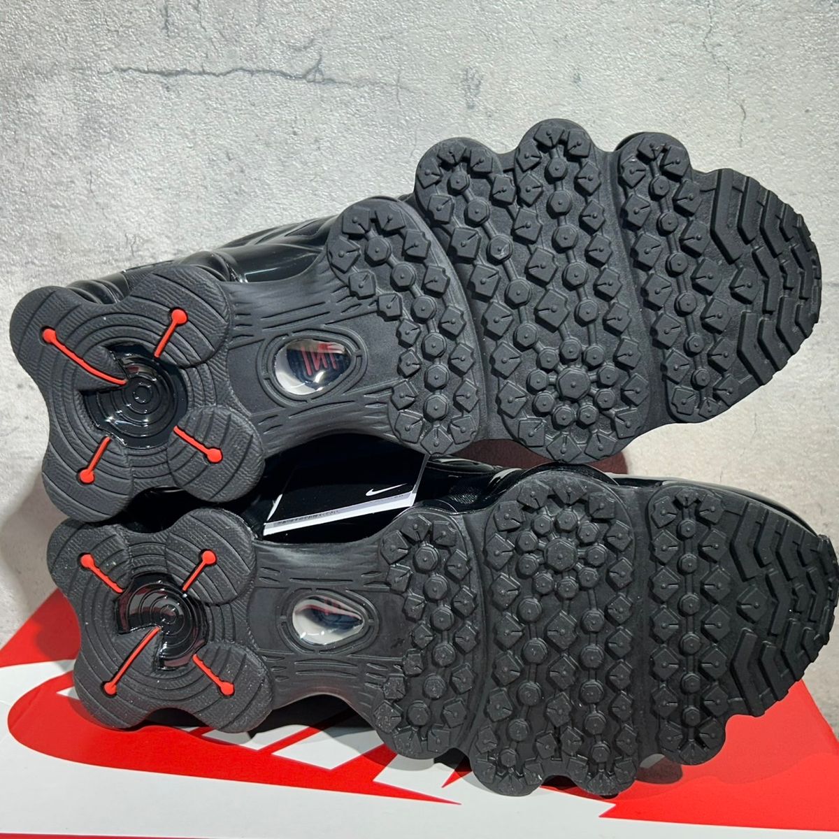 新品未使用 サイズ 26 5cm NIKE SHOX TL ブラック メタリック ナイキ