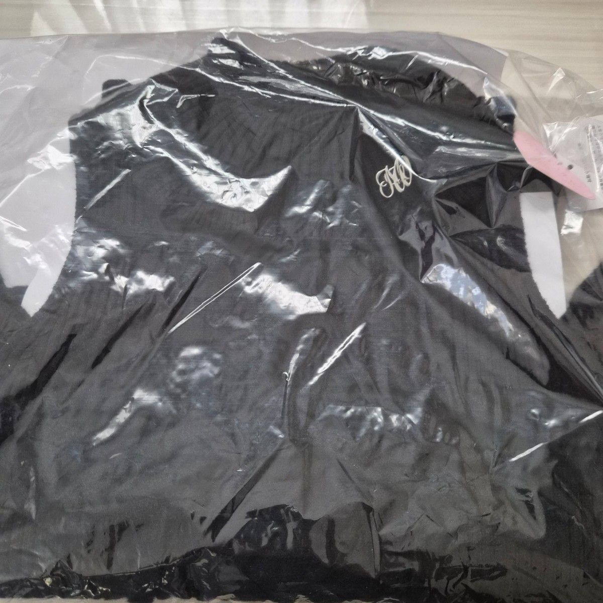 ミシェルマカロン ハニーミュウ ハートカット肩あきケーブルニット