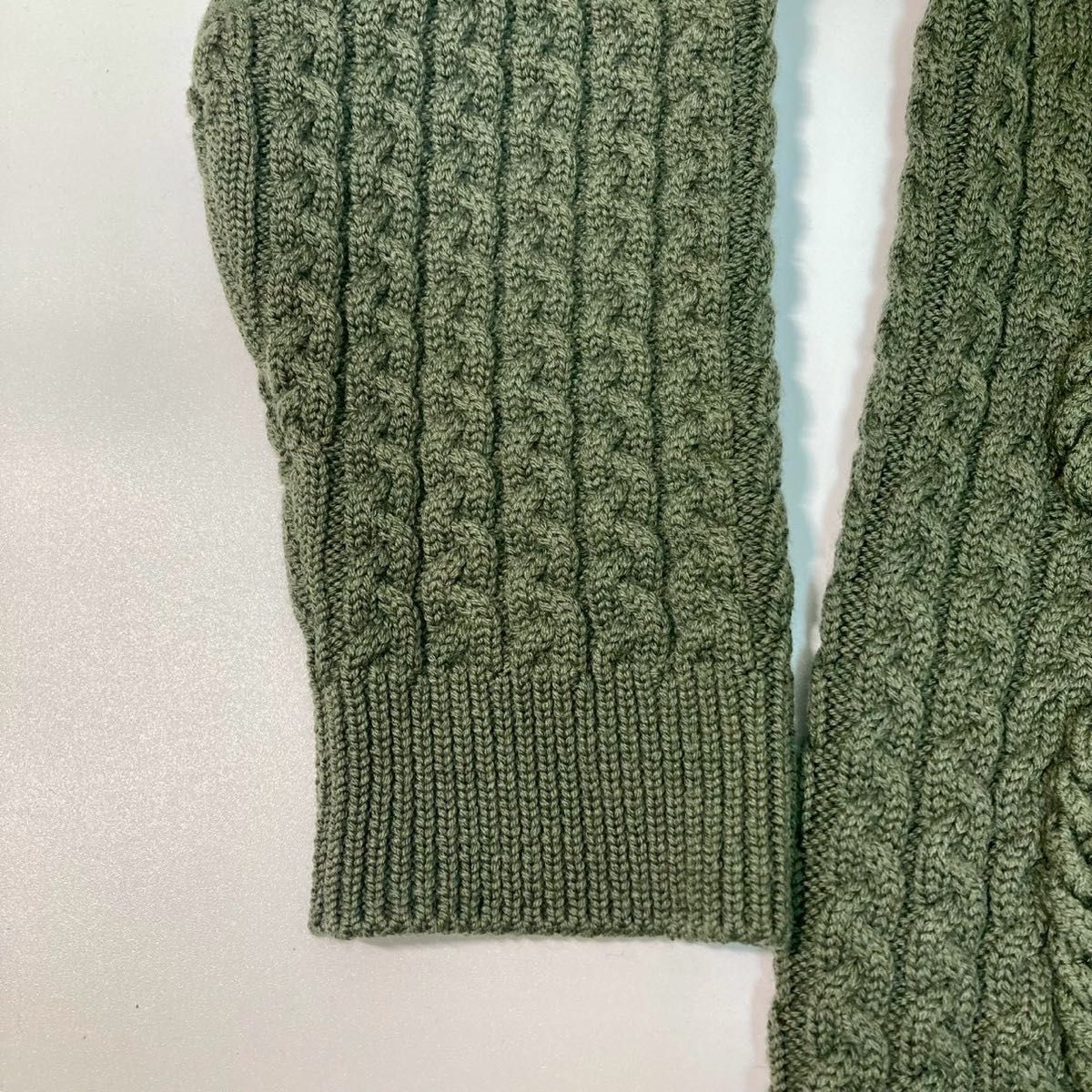 他サイトにも出品中 年末大放出 大人気LOEWE(ロエベ)アナグラム