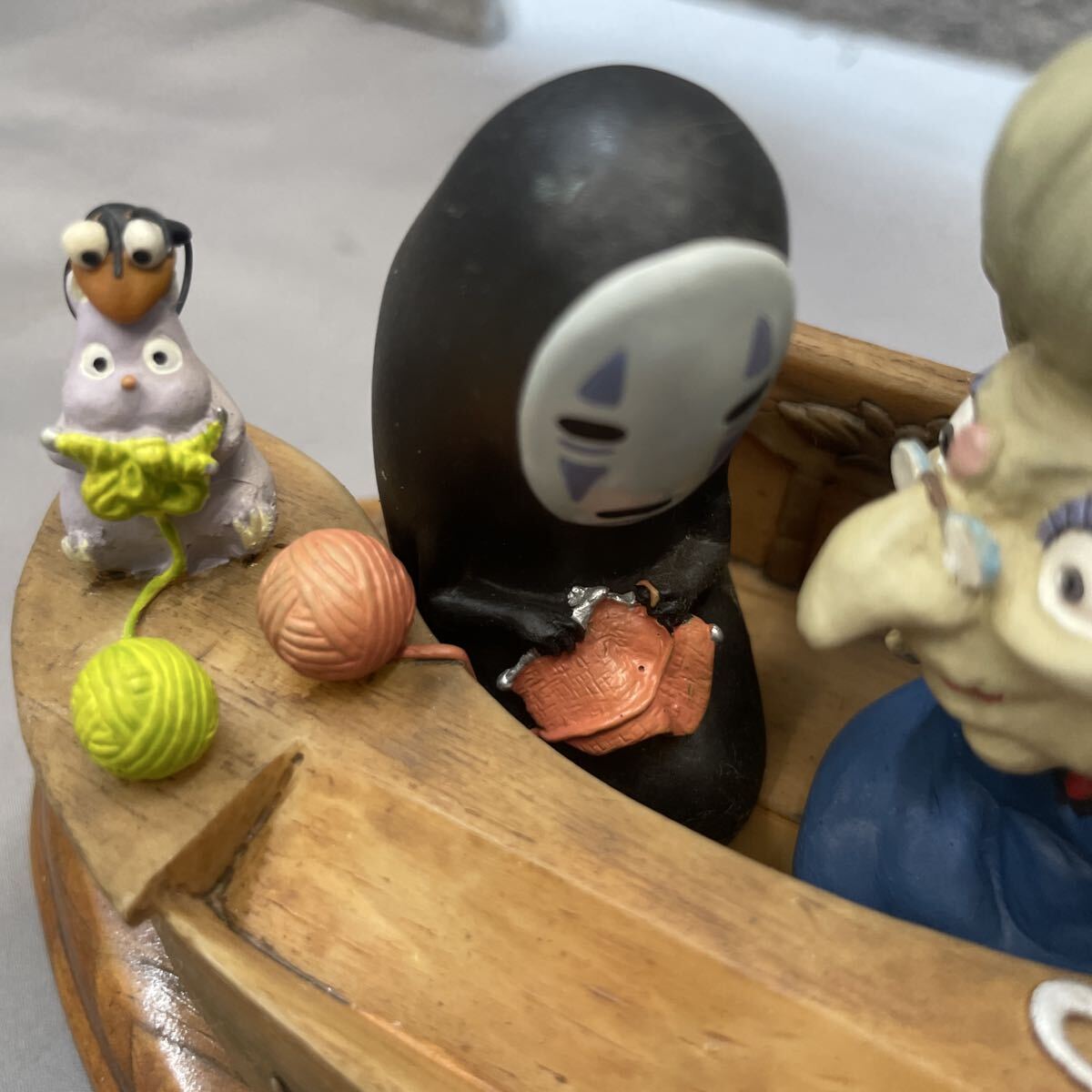 即決 千と千尋の神隠し 置物 オブジェ カオナシ 湯婆婆 スタジオジブリ