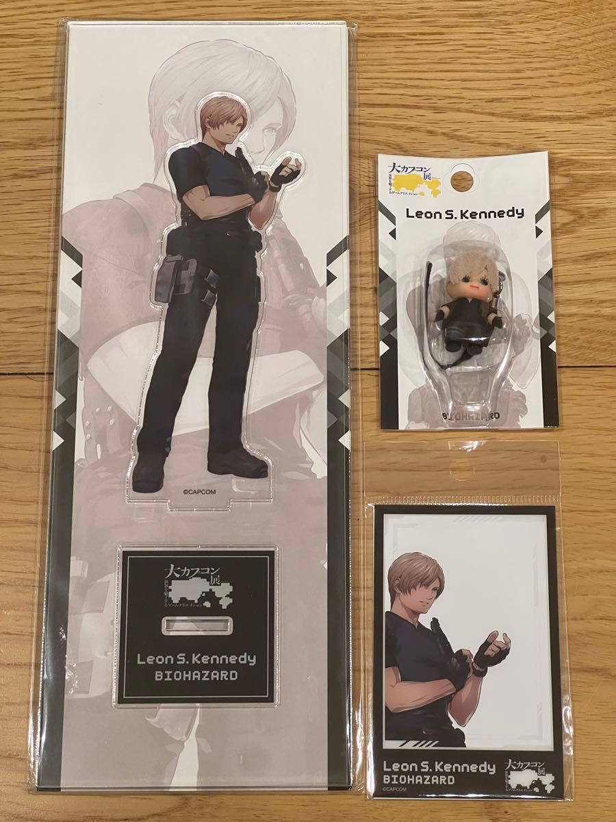 大カプコン展 バイオハザード レオン アクリルスタンド コスチューム