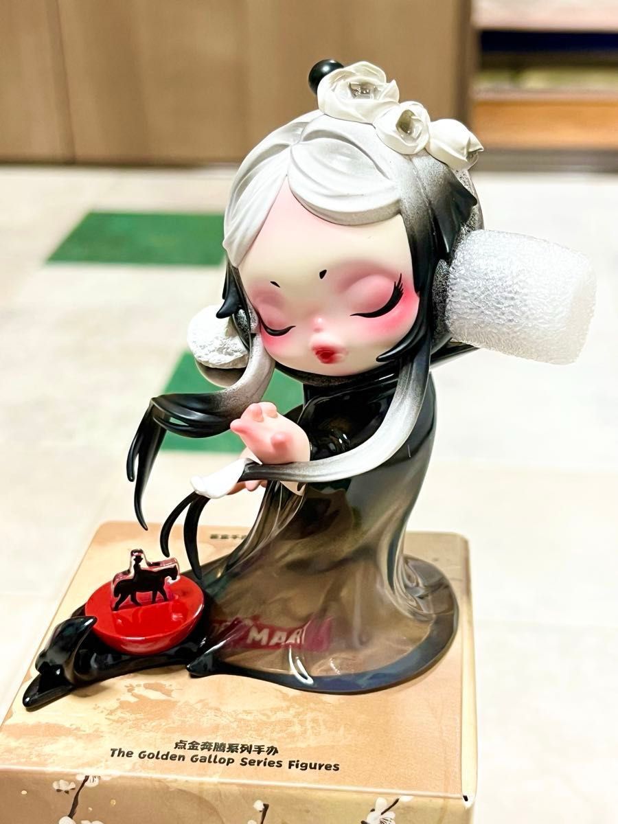 新品 POP MART The Golden Gallop シリーズ Wind Rider SKULLPANDA