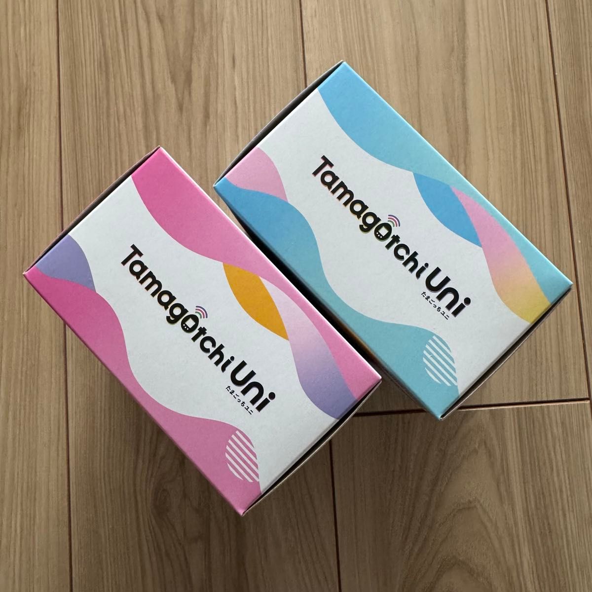 Tamagotchi Uni Aurora Pink Prism White たまごっちユニ プレミアム
