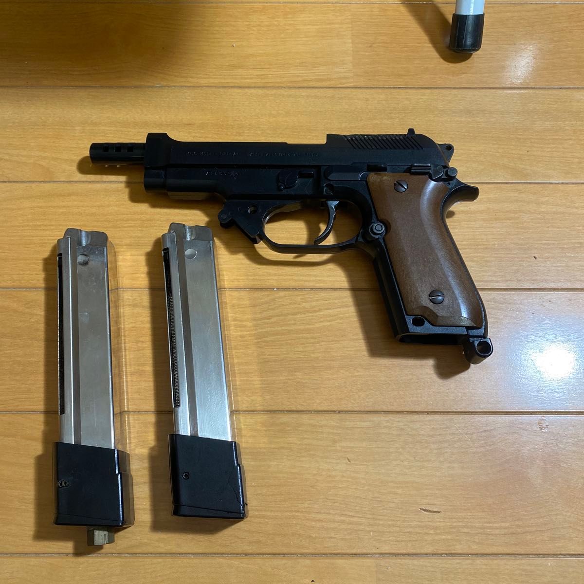 MGC製93R固定スライドガスガン ジャンク扱いで｜Yahoo!フリマ（旧