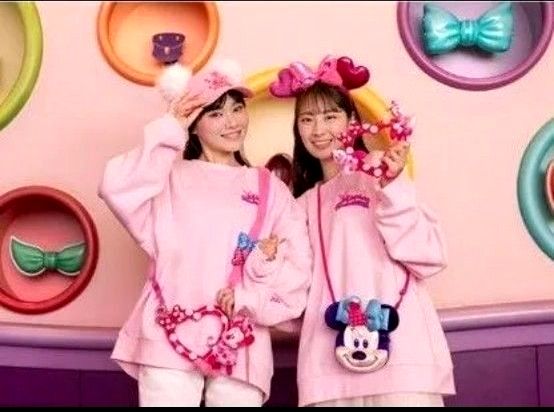ミニーのファンダーランド トレーナー ディズニーパルパル－ザ ミニー