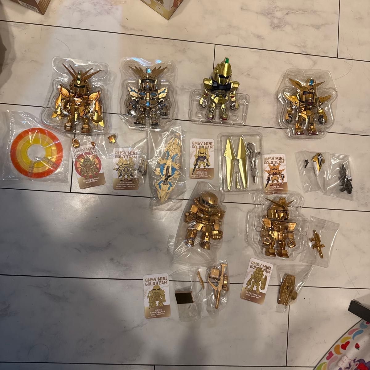Qmsv mini ガンダム ゴールド チーム海外版日本未発売｜Yahoo!フリマ