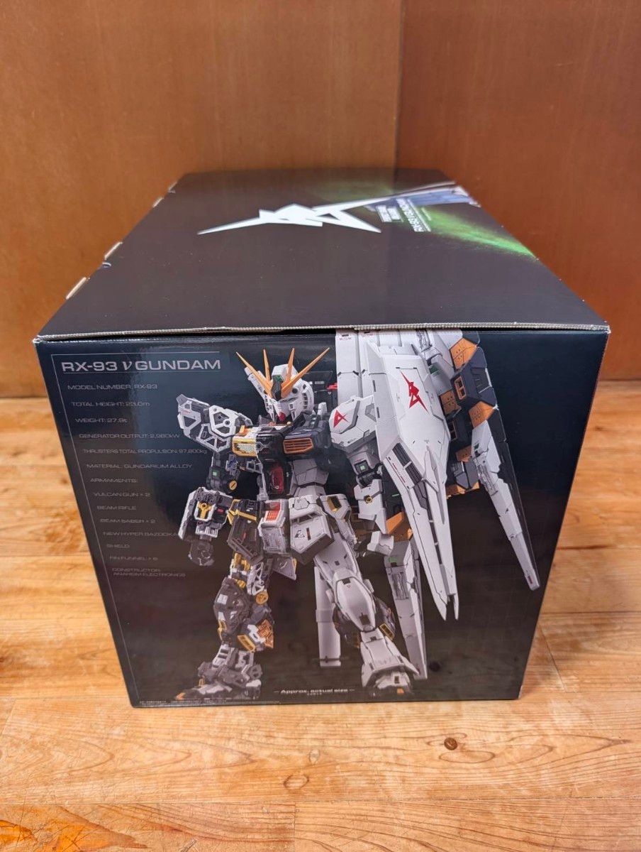 即日発送 PG UNLEASHED 1/60 νガンダム LEDユニット無し ニュー