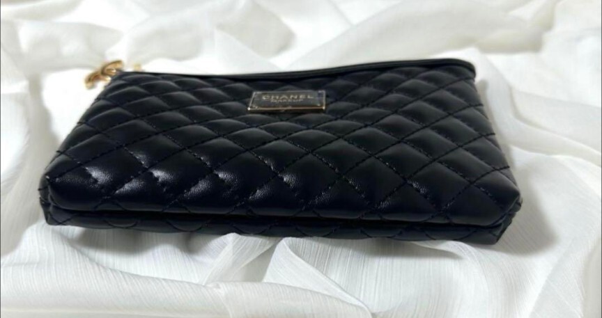 CHANEL キルティング ポーチ ノベルティ 化粧ポーチ シャネル｜Yahoo