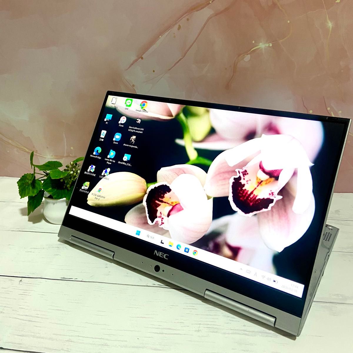 タッチパネル NEC VersaProノートパソコン i5 第8世代 SSD Win11