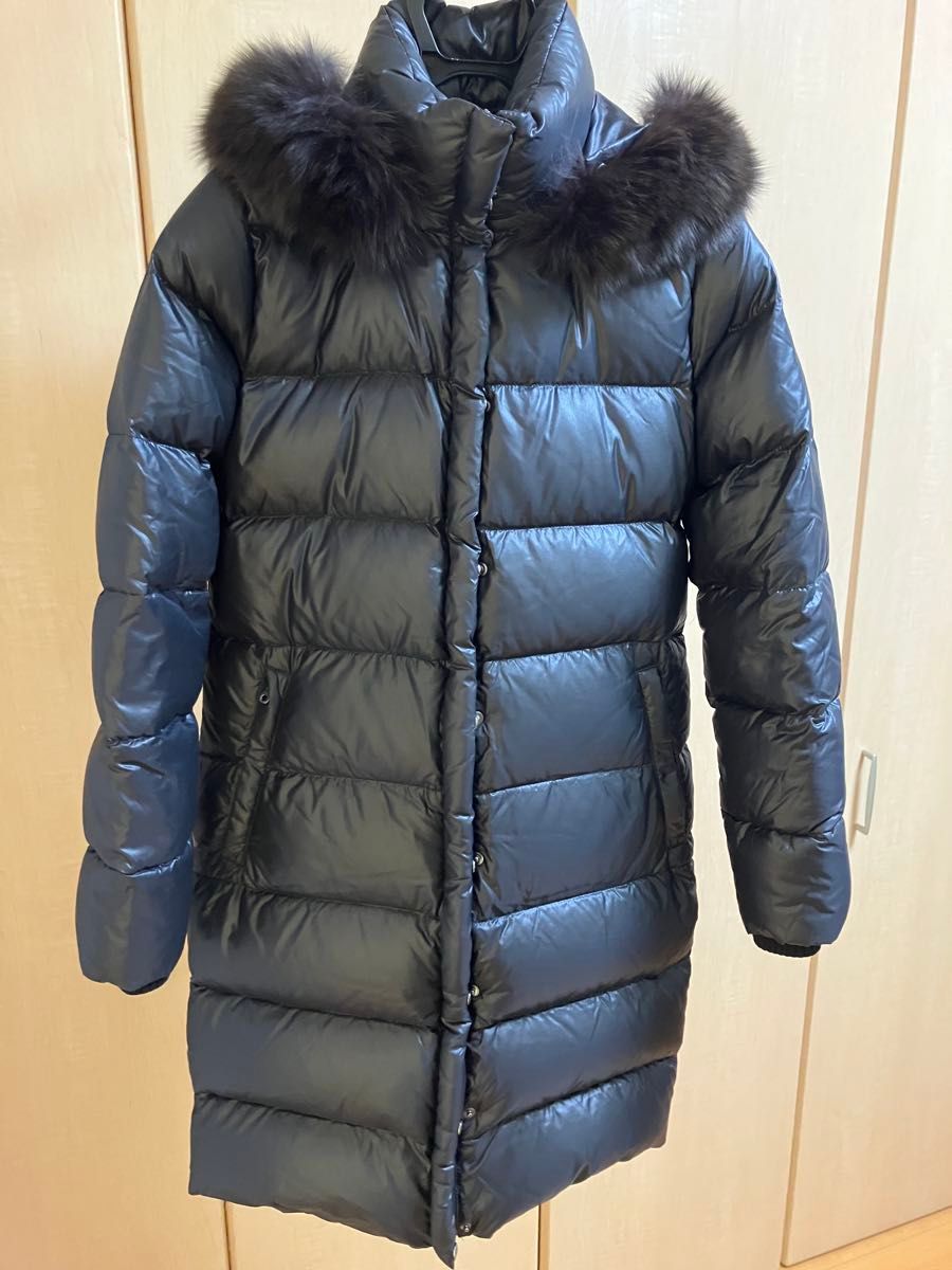 美品 デュベティカ デネブ フォックスファー付 ダウンコート ロング 黒