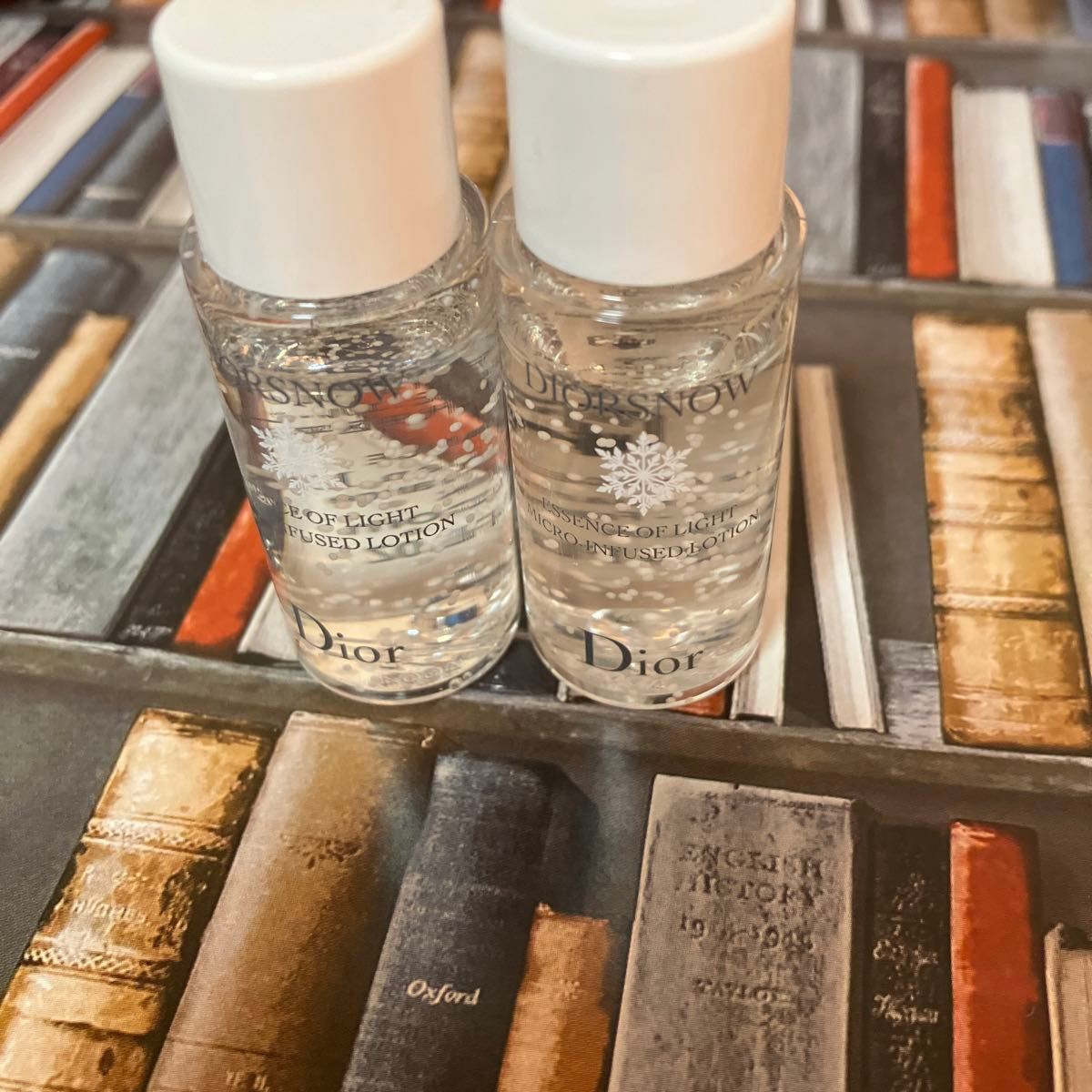 ディオール Dior スノーエッセンスオブライト マイクロローション 10ml