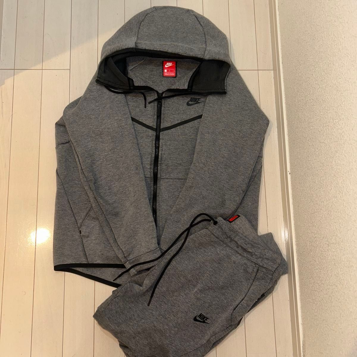 最安値 早い者勝ちNIKE セットアップ テックフリース｜Yahoo!フリマ