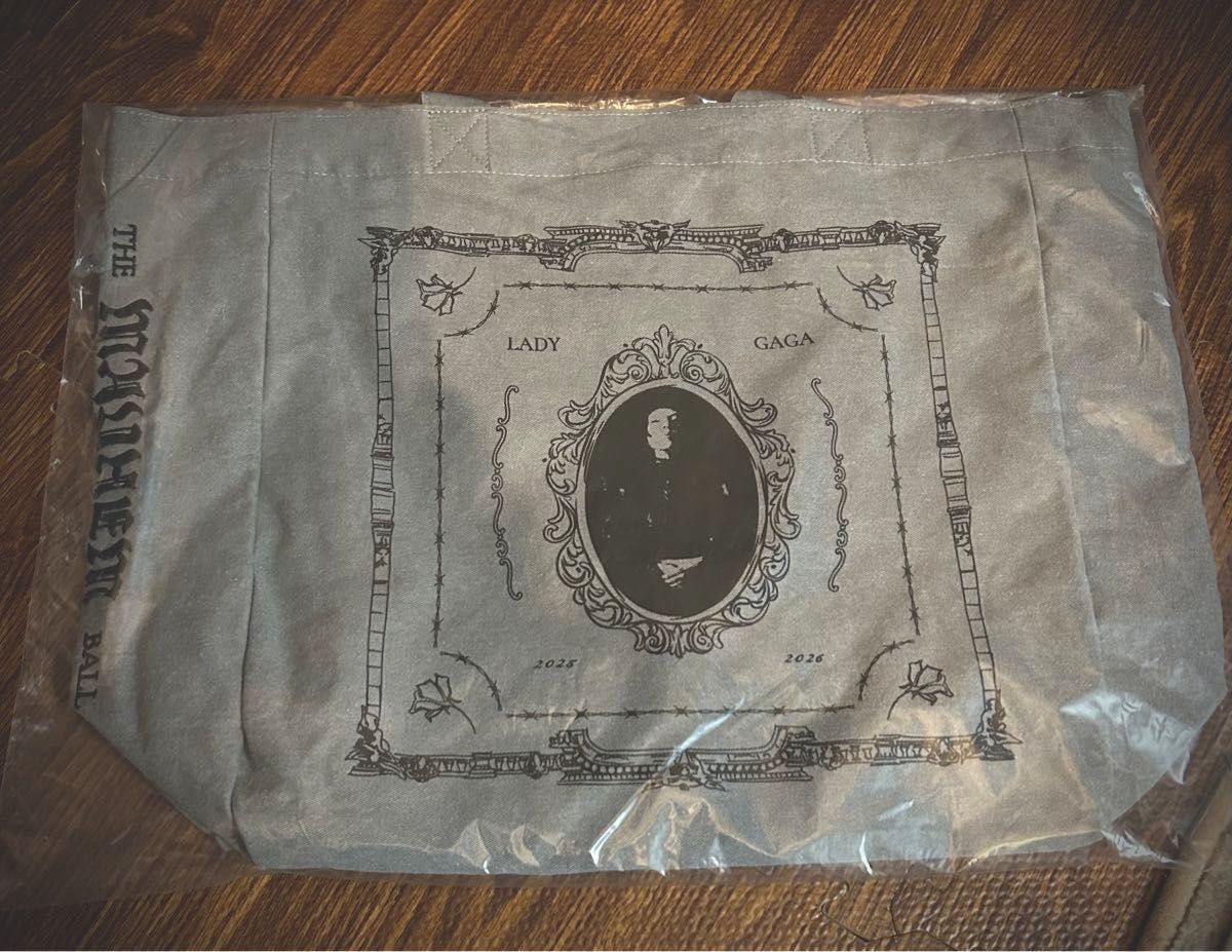 新品未開封】lady gaga レディーガガ OPERA HAUS TOTE トートバッグ