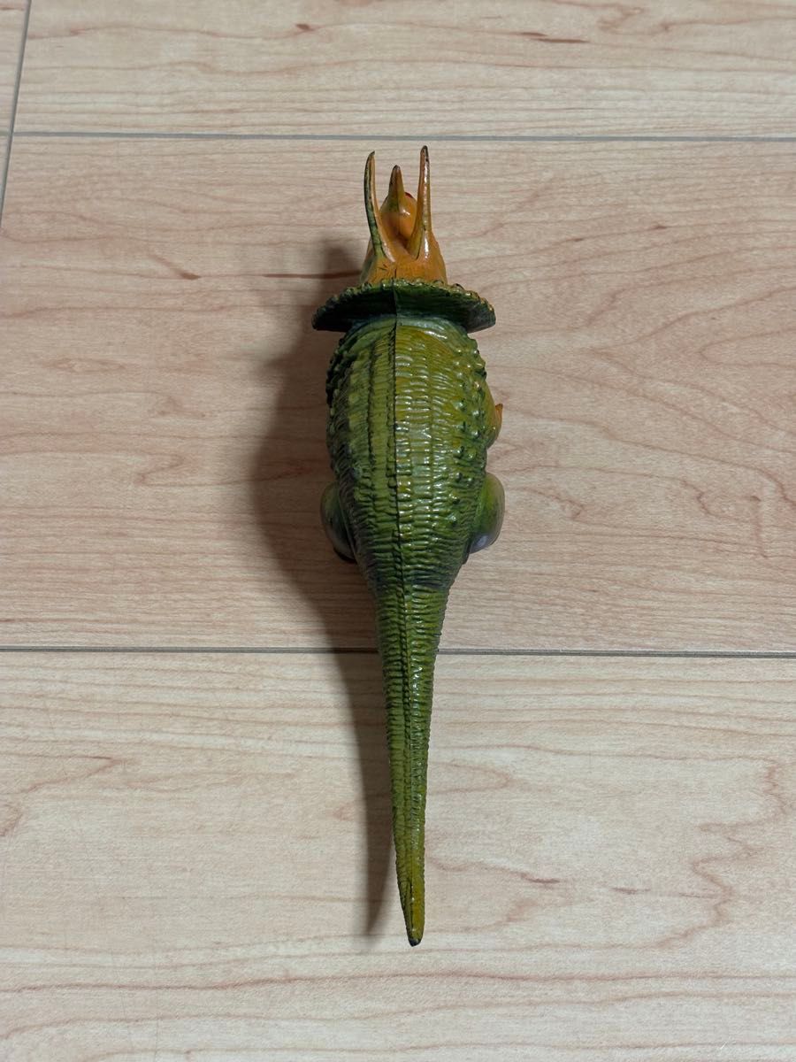 恐竜 フィギュア トリケラトプス 1980年代｜Yahoo!フリマ（旧PayPay