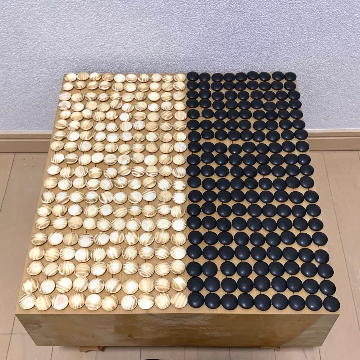 囲碁 碁石 黒181個以上 白182個以上 碁笥 蛤碁石 那智黒｜Yahoo!フリマ