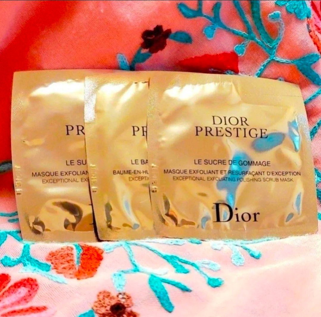 ディオール サンプル プレステージ ル ゴマージュ 洗顔料 スクラブ