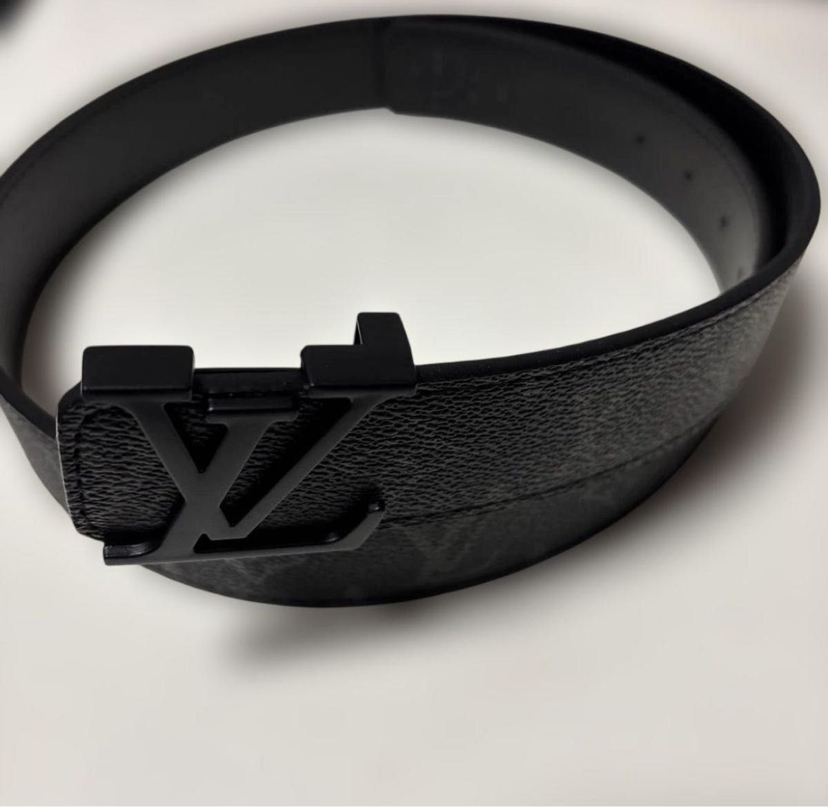 ルイヴィトン サンチュール LVイニシャル ベルト ブラック モノグラム